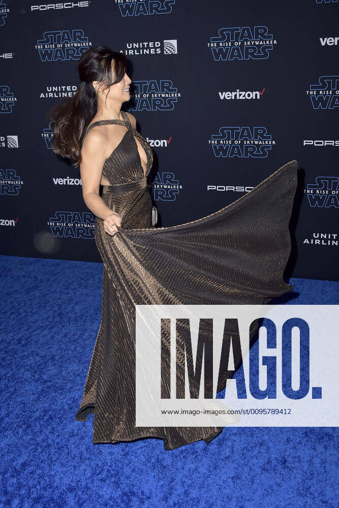 Ming-Na Wen bei der Weltpremiere des Kinofilms Star Wars: Episode IX - The Rise of Skywalker Star Wars: Episode IX - Der Aufstieg Skywalkers zeitgleich im TCL Chinese Theater, im El Capitan Theatre und im Dolby Theatre. Los Angeles