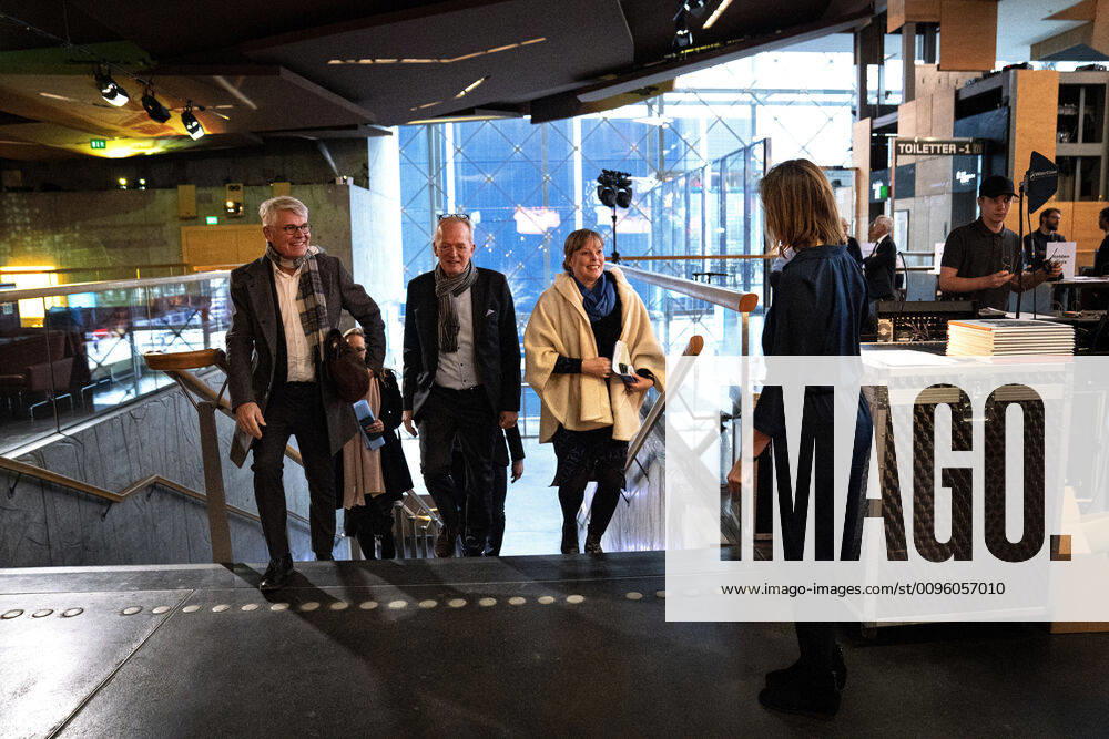 Kulturminister Joy Mogensen (S) ankommer. Programmet for markeringen af Genforeningen praesenteres paa et pressemoede i Koncerthuset i Koebenhavn, onsdag den 8. januar 2020.100-aaret vil blandt andet blive markeret med mere end 900 aktiviteter over hele landet, heriblandt Koebenhavn, Soroe, Hoersholm, Faaborg, Aarhus, Aalborg, Lemvig og i Soenderjylland samt syd for graensen.. , Copenhagen Denmark