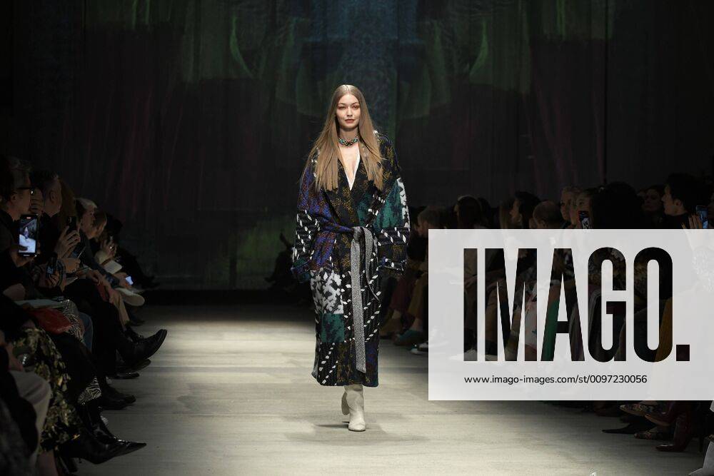 Milan, Italy MFW MISSONI photocall and show MILAN FASHION WEEK woman Fall-Winter 2020-21 In the photo: Bella Hadid MISSONI show