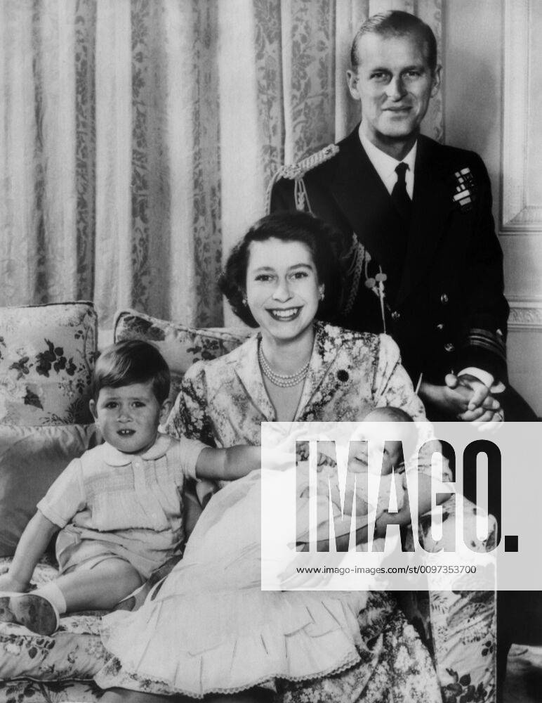 British Royal Family. From left: future Prince of Wales Prince Charles, future Queen of England Princess Elizabeth, future Princess Royal of England Princess Anne, Prince Philip, Duke of Edinburgh, London, England, 1951. Courtesy Everett Collection PUBLICATIONXNOTxINxCANxCHNxFRAxITAxJPNxNORxPOLxRUSxESPxUKxUSA
