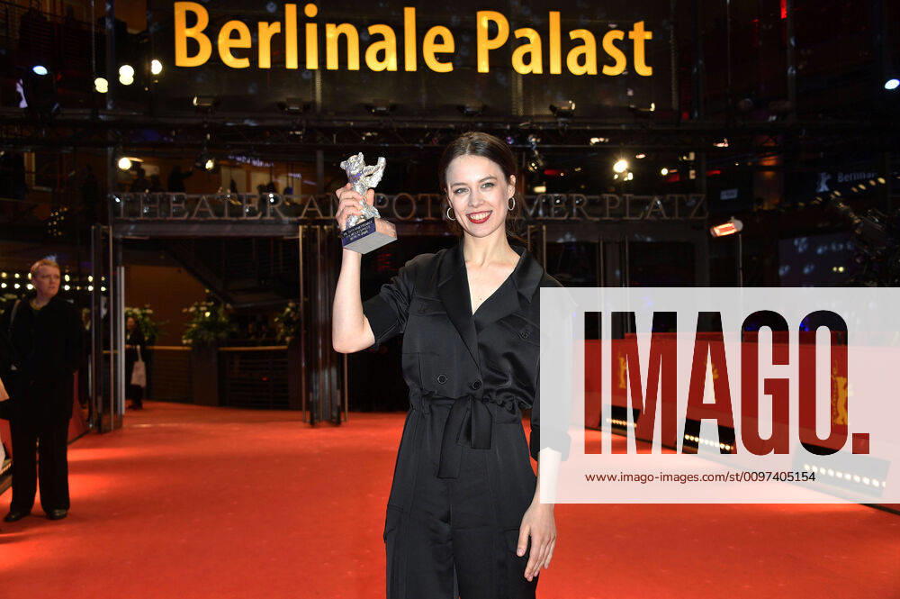Paula Beer bei der Closing Ceremony mit Preisverleihung auf der Berlinale 2020 70. Internationale Filmfestspiele Berlin im Berlinale Palast. Berlin