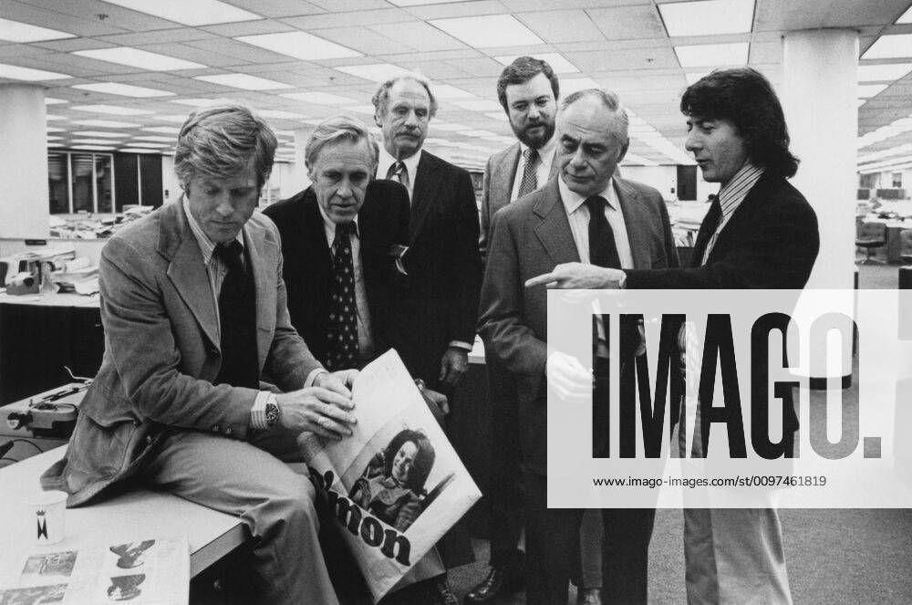 OSCARS. Bester Nebendarsteller. Preisträger 1971-1980 ALL THE PRESIDENT S MEN, from left: Robert Redford, Jason Robards, Jack Warden, director Alan J. Pakula, Martin Balsam, Dustin Hoffman on set, 1976 Courtesy Everett Collection PUBLICATIONXNOTxINxCANxCHNxFRAxITAxJPNxNORxPOLxRUSxESPxUKxUSA