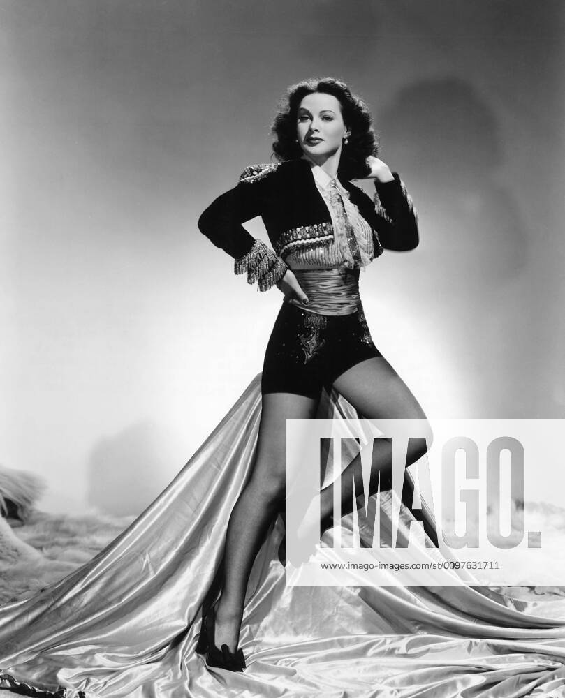 IMAGO ICONS: Hedy Lamarr THE HEAVENLY BODY, Hedy Lamarr, 1944 Courtesy Everett Collection PUBLICATIONXNOTxINxCANxCHNxFRAxITAxJPNxNORxPOLxRUSxESPxUKxUSA