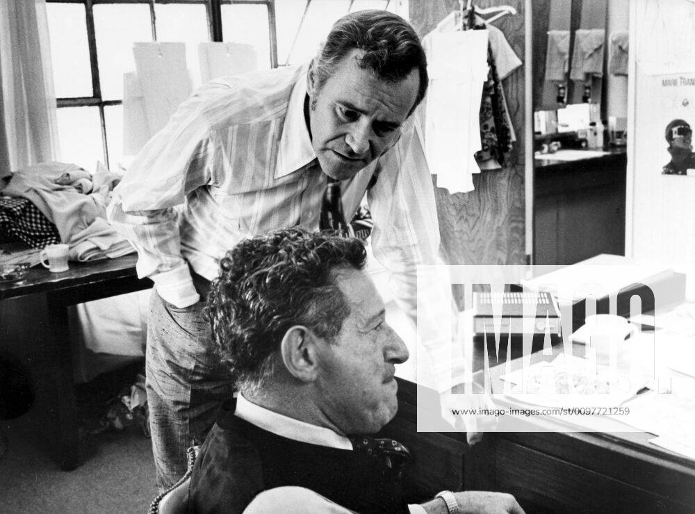 OSCARS. Bester Hauptdarsteller. Preisträger 1971-1980 SAVE THE TIGER, Jack Lemmon, Jack Gilford, 1973. Courtesy Everett Collection !ACHTUNG AUFNAHMEDATUM GESCHÄTZT! PUBLICATIONXNOTxINxCANxCHNxFRAxITAxJPNxNORxPOLxRUSxESPxUKxUSA