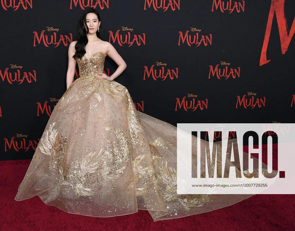 Hollywood, California - Yifei Lui. Disney s Mulan Los Angeles Premiere.. held at Dolby Theater. Hollywood USA - ZUMAa123 20200309_zaa_a123_218