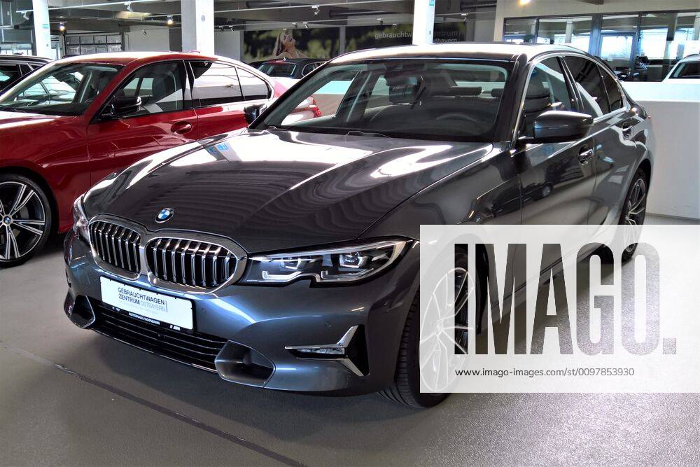 Die Bayerische Motoren Werke Aktiengesellschaft (BMW AG) ist ein weltweit operierender, boersennotierter Automobil- und Motorradhersteller mit Sitz in Muenchen. Die Produktpalette umfasst die Automobil- und Motorrad-Marke BMW, die Automarken Mini und Rolls-Royce sowie die BMW-Submarken BMW M und BMW i. Foto: BMW Jahreswagen-, Dienstwagen- bzw Werkswagen- Verkauf, BMW 3er Serie (Baureihe G20, ab 2019)
