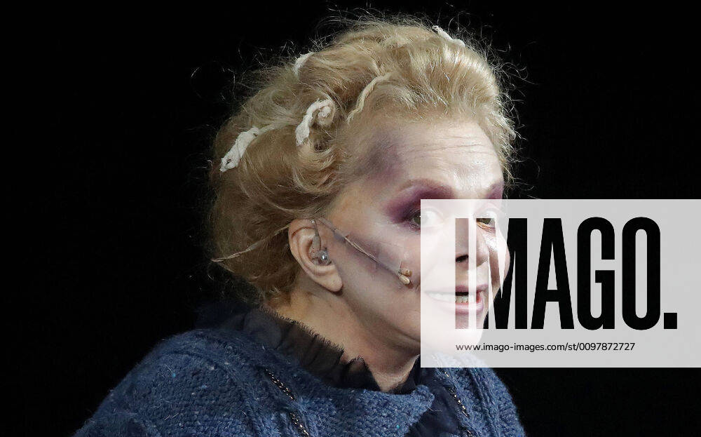 Singer Larisa Dolina as Nellie Lovett in a scene from the Sweeney Todd: The Demon Barber of Fleet Street musical staged by Alexei Frandetti at the Taganka Theatre. Sergei Karpukhin TASS TS0D1D3F