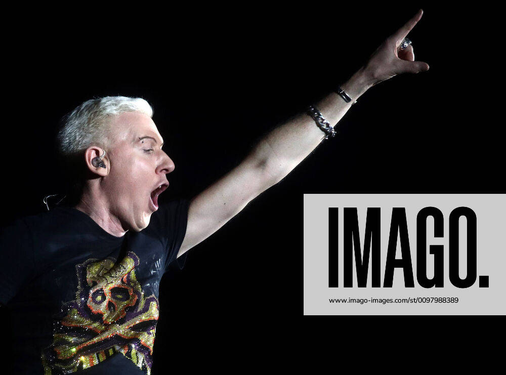 Bilder des Jahres 2020, Entertainment 03 März Entertainment Themen der Woche KW11 MOSCOW, RUSSIA - MARCH 14, 2020: H.P. Baxxter, lead singer of the German rave and techno music band Scooter, performs during a concert as part of the God Save The Rave Tour at the Adrenaline Stadium Club. Sergei Fadeichev TASS TS0D2185