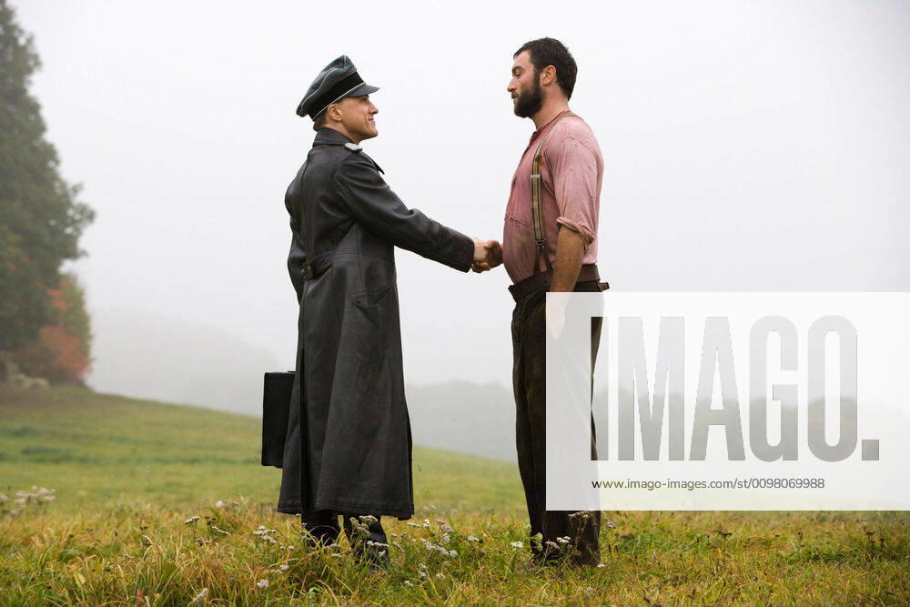 OSCARS. Bester Nebendarsteller. Preisträger 2001-2010 INGLOURIOUS BASTERDS, from left: Christoph Waltz, Denis Menochet, 2009. Ph: Francois Duhamel Weinstein Company Courtesy Everett Collection Weinstein Company Courtesy Everett Collection !ACHTUNG AUFNAHMEDATUM GESCHÄTZT! PUBLICATIONXNOTxINxCANxCHNxFRAxITAxJPNxNORxPOLxRUSxESPxUKxUSA