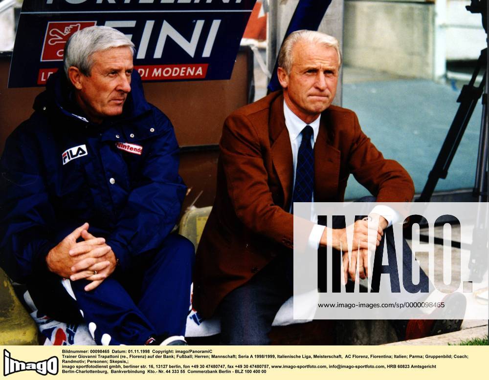 Trainer Giovanni Trapattoni (re., Florenz) auf der Bank Fußball Herren Seria A 1998 1999, Italienische Liga, Meisterschaft, AC Florenz, Fiorentina Gruppe Parma Skepsis,