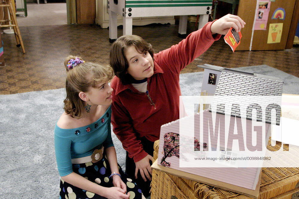13 GOING ON 30, Christa Allen, Sean Marquette, 2004, (c) Columbia courtesy Everett Collection Columbia Pictures Courtesy Everett Collection !ACHTUNG AUFNAHMEDATUM GESCHÄTZT! PUBLICATIONXNOTxINxCANxCHNxFRAxITAxJPNxNORxPOLxRUSxESPxUKxUSA