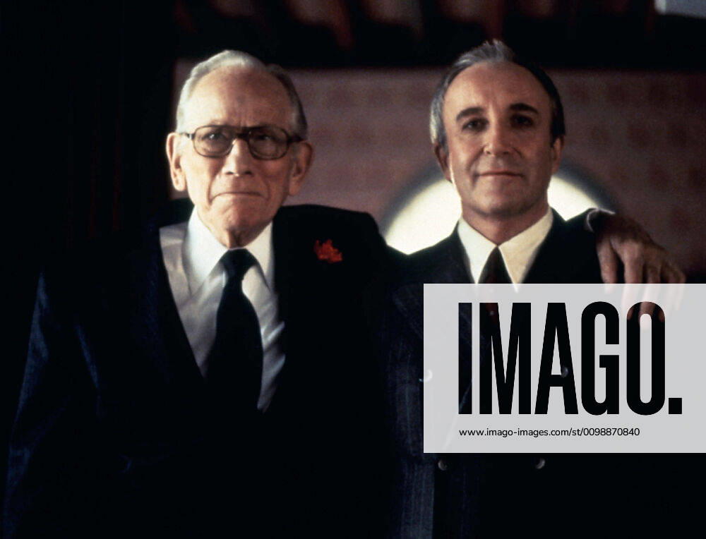 OSCARS. Bester Nebendarsteller. Preisträger 1971-1980 BEING THERE, Melvyn Douglas, Peter Sellers, 1979, (c) United Artists courtesy Everett Collection United Artists Courtesy Everett Collection !ACHTUNG AUFNAHMEDATUM GESCHÄTZT! PUBLICATIONXNOTxINxCANxCHNxFRAxITAxJPNxNORxPOLxRUSxESPxUKxUSA