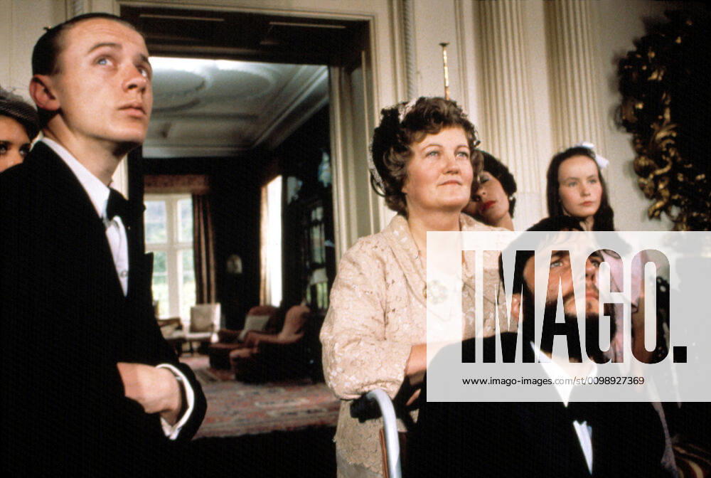 OSCARS. Beste Nebendarstellerin. Preisträgerinnen 1981-1990 MY LEFT FOOT, Brenda Fricker, Daniel Day-Lewis, 1989. (c) Miramax Courtesy: Everett Collection. Miramax Courtesy Everett Collection !ACHTUNG AUFNAHMEDATUM GESCHÄTZT! PUBLICATIONXNOTxINxCANxCHNxFRAxITAxJPNxNORxPOLxRUSxESPxUKxUSA