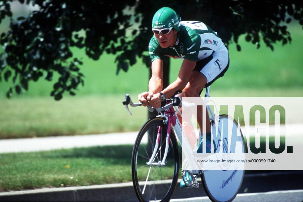 Erik Zabel (Deutschland Team Telekom) Radsport Herren Tour de France 1999, Straßenradsport, Straße, Rad, Zeitfahren, Einzelzeitfahren Einzelbild 8. Etappe: Metz