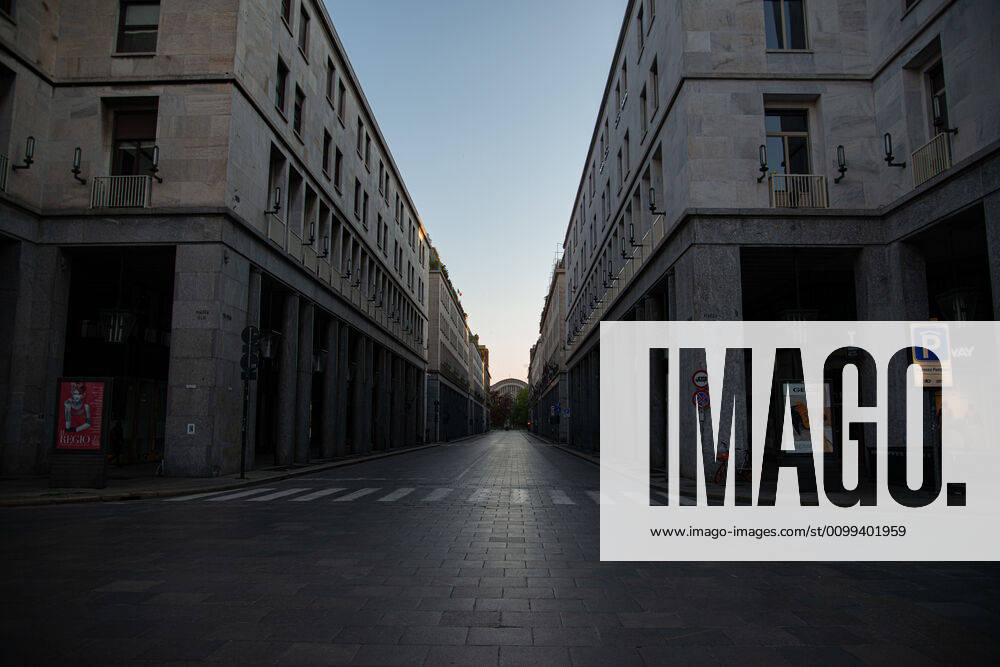 Italy: Turin lockdown 14th April 2020 A view shows Via Roma and a deserted Turin on April 14, 2020 in Italy, during the country s lockdown aimed at curbing the spread of the COVID-19 infection, caused by the novel coronavirus. Turin Piedmont Turin Italy