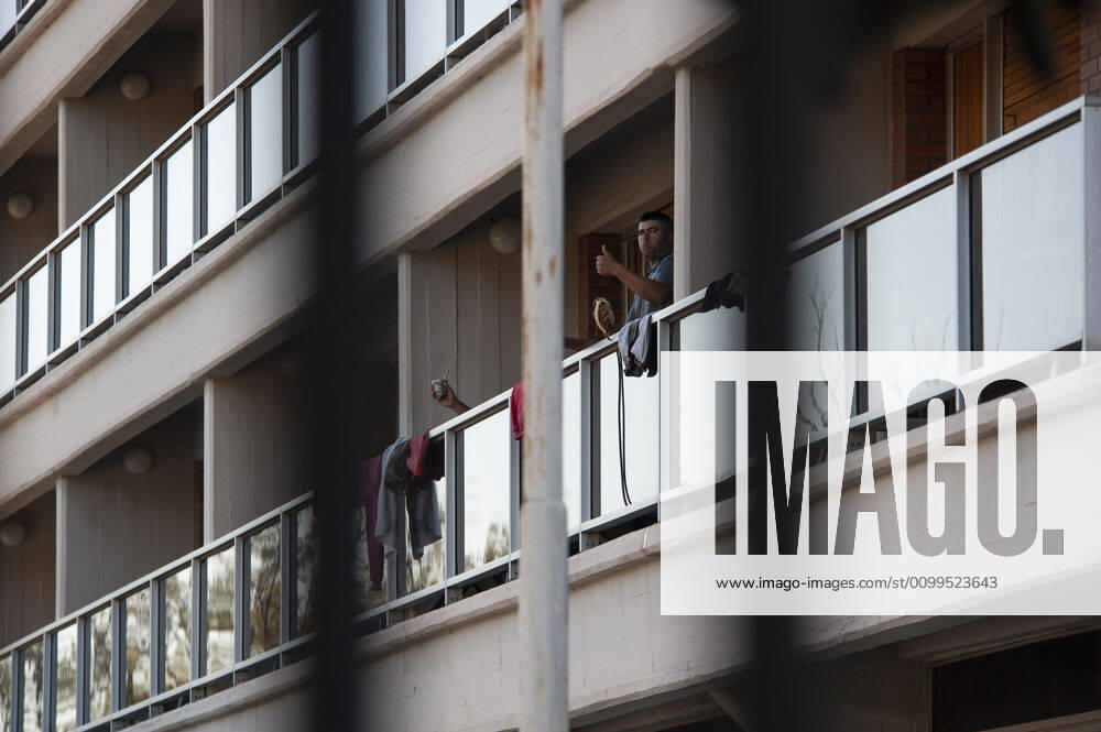 Guests of a hotel in the city of Cordoba, greet in compliance with the mandatory quarantine. The quarantine for the coronavirus pandemic in Argentina was declared at the national level by decision of the Government of the Argentine Republic by President Alberto Fernandez through a National Decree on March 19, 2020. Cordoba Argentina - ZUMA Pho 20200421_mda_b196_142