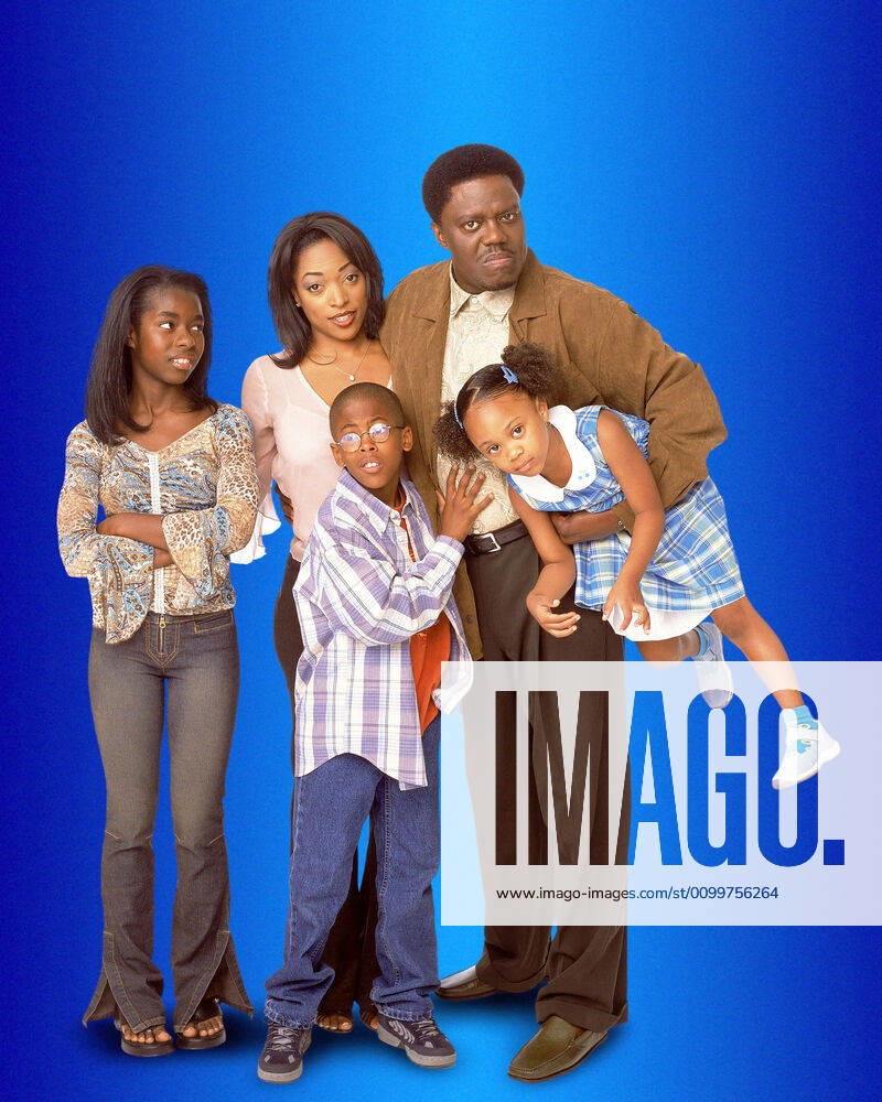 BERNIE MAC SHOW, Camille Winbush, Kellita Smith, Jeremy Suarez, Bernie Mac, Dee Dee Davis, (Season 2), 2001- , TM and Copyright 20th Century Fox Film Corp. All rights reserved, Courtesy: Everett Collection 20thCentFox Courtesy Everett Collection !ACHTUNG AUFNAHMEDATUM GESCHÄTZT! PUBLICATIONXNOTxINxCANxCHNxFRAxITAxJPNxNORxPOLxRUSxESPxUKxUSA