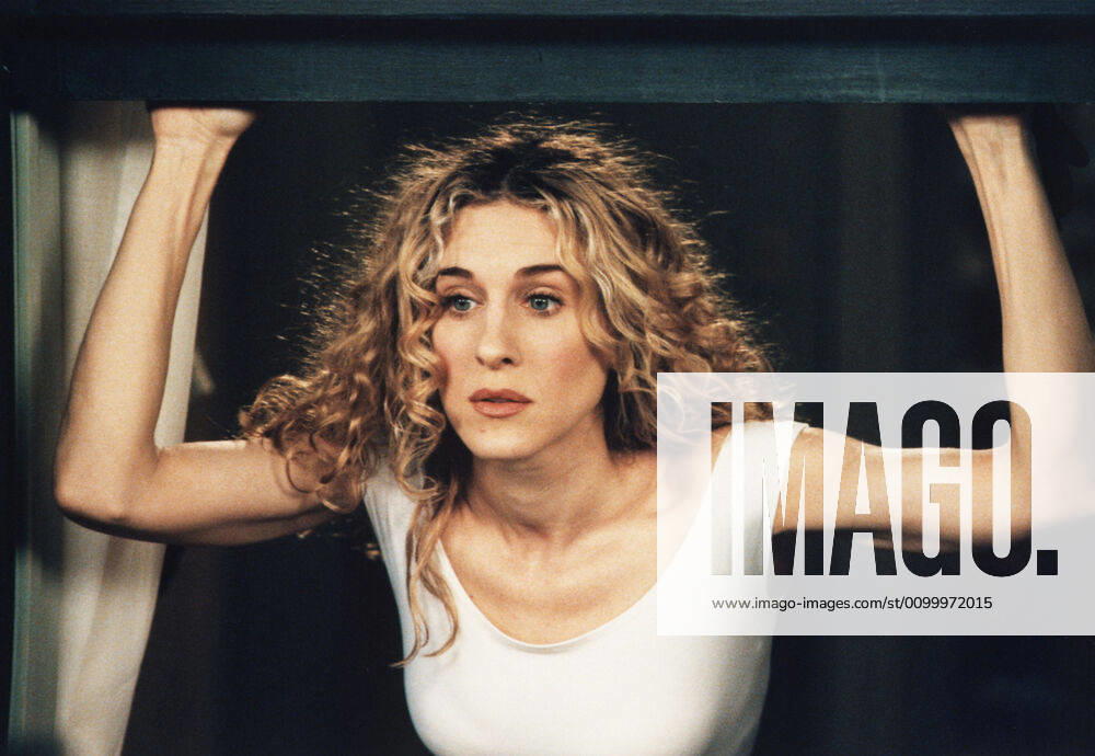 SEX AND THE CITY, Sarah Jessica Parker, (Season 1), 1998-2004. HBO Courtesy: Everett Collection HBO Courtesy Everett Collection !ACHTUNG AUFNAHMEDATUM GESCHÄTZT! PUBLICATIONXNOTxINxCANxCHNxFRAxITAxJPNxNORxPOLxRUSxESPxUKxUSA