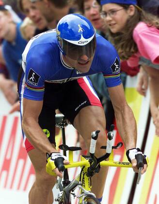 Laurent Jalabert (Frankreich Once) gewinnt den Prolog Radsport Herren Tour de Suisse 1999, 1.Etappe, Schweiz-Rundfahrt, Radrundfahrt, Radrennen, Straße, Straßenrennen Einzelbild Schweizrundfahrt Solothurn Anstrengung, Kampf,