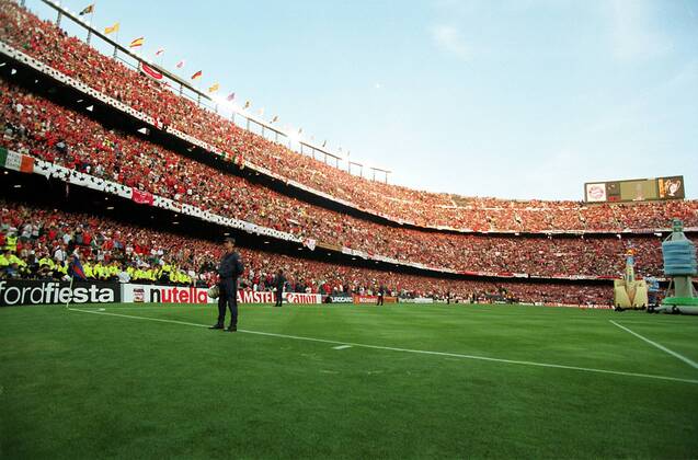 Das Nou Camp in Barcelona vor dem Champions-League-Finale 1998 1999 Fußball EC 1 Herren Endspiel, Manchester United - FC Bayern München 2:1, ManU (England) Totale Masse