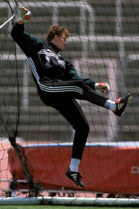 Torwart Jens Lehmann (Deutschland) Fußball WM Herren Weltmeisterschaft 1998, Nationalmannschaft, Nationalteam, Nationalmannschaftstraining, Training, Einzelbild Höhe,
