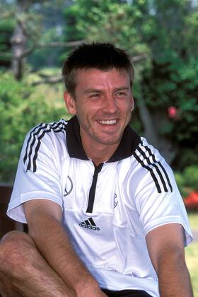 Bernd Schneider (Deutschland) Fußball WM Herren Weltmeisterschaft 2002, Shooting, Fotoshooting, Fototermin, Nationalmannschaft, Nationalteam, Vdia Einzelbild