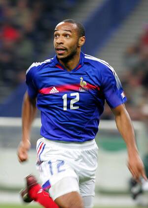 Thierry Henry (Frankreich) Fußball Länderspiel Herren Weltmeisterschaftsqualifikation 2004, Qualifikation, Länderspiel, Nationalmannschaft, Nationalteam Einzelbild pan7384 Paris Dynamik,