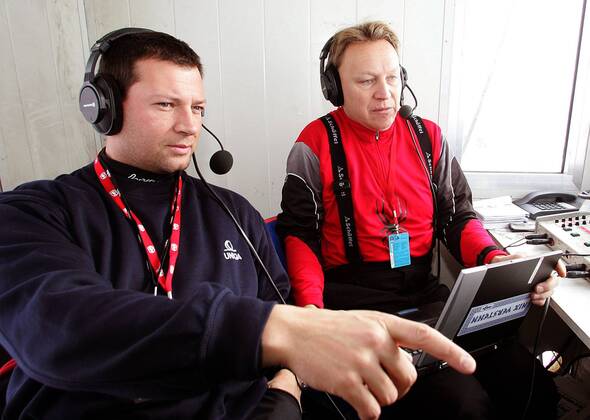 Stephan Eberharter (Österreich, li.) als Experte neben ZDF Kommentator Michael Pfeffer Alpiner Skilauf Herren Weltcup 2004 2005, Welt-Cup, Worldcup, World, WC, Skisport, Ski Alpin, Super G Gruppe Hahnenkamm Streif Kitzbühel