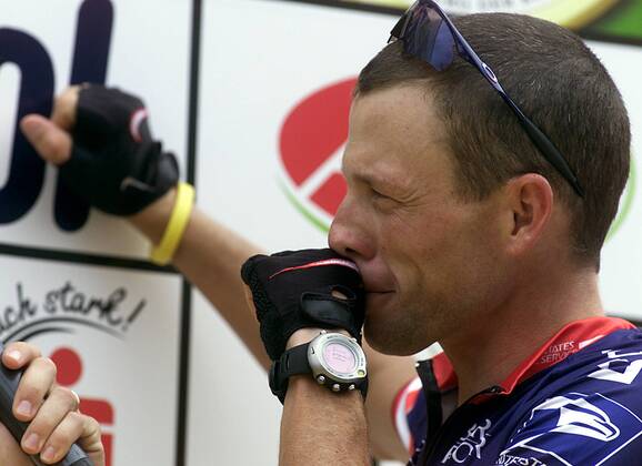 Lance Armstrong (USA US Postal Service) im Interview Radsport Herren LUK Challenge 2004, Paarzeitfahren, Zeitfahren, Straßenradsport, Straße, Rad, Vdig Einzelbild Bühl