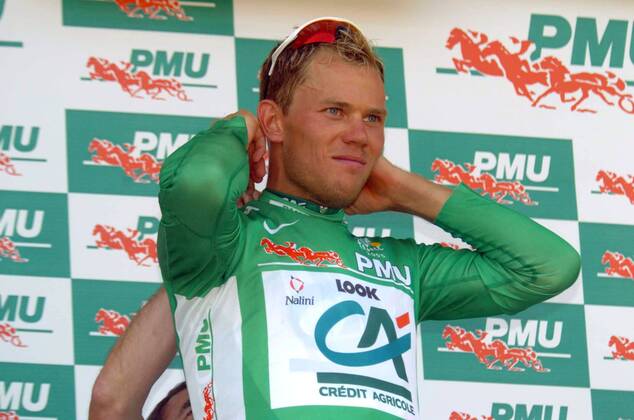Thor Hushovd (Norwegen Credit Agricole) bei der Siegerehrung im grünen Trikot des punktbesten Fahrers - , Radsport Herren Tour de France 2005, ProTour, Straßenradsport, Rad, Straße, Einzelbild 13. Etappe: Miramas - Montpellier