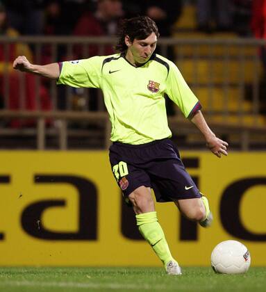 Lionel Messi (FC Barcelona) zieht ab Fußball EC 1 Herren Champions League 2005 2006, FC Barcelona, Barca, Vdig Einzelbild Bremen Dynamik,
