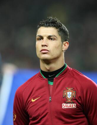 Cristiano Ronaldo (Portugal) während der Hymne - Fußball Länderspiel Herren Freundschaftsspiel 2007, Test, Testspiel, Nationalmannschaft, Nationalteam Porträt London Fußball Länderspiel Herren Freundschaftsspiel 2007, Test, Testspiel, Nationalmannschaft, Nationalteam Porträt London