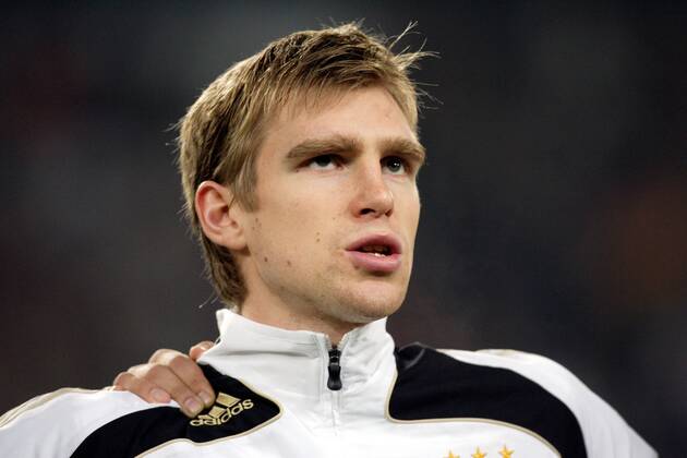 Per Mertesacker (Deutschland) - Nationalhymne Fußball Länderspiel Herren EM Qualifikation 2007, Nationalteam, Deutschland Porträt Hannover Fußball Länderspiel Herren EM Qualifikation 2007, Nationalteam, Deutschland Porträt Hannover
