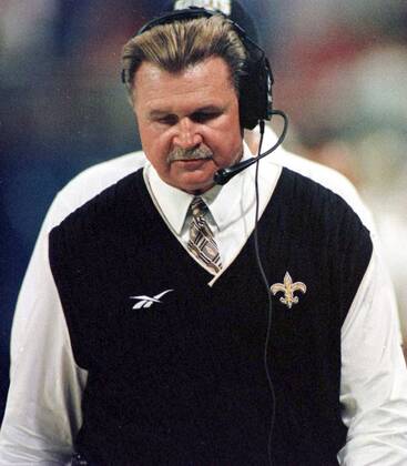 Trainer Mike Ditka (New Orleans Saints) -  (SLP97083105) American Football Herren NFL 1996 1997 Einzelbild American Football Herren NFL 1996 1997 Einzelbild