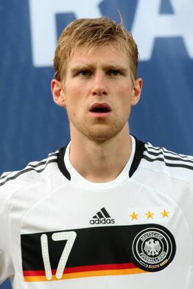 Per Mertesacker (Deutschland) - Nationalhymne - (080625YK191) Fußball EM Herren EURO 2008, Länderspiel, Halbfinale, Nationalteam, Nationaltrikot Porträt Basel