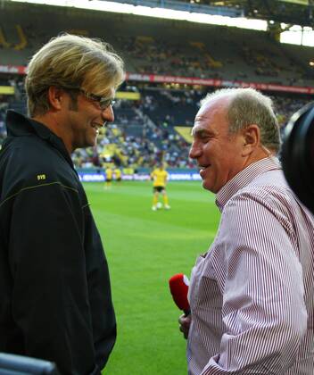 Trainer Jürgen Klopp (BVB, li.) und Manager Uli Hoeneß (Bayern) Fußball 1. BL Herren Supercup 2008 2008, Test, Testspiel, Borussia Dortmund - FC Bayern München 2:1, BVB Gruppe Dortmund