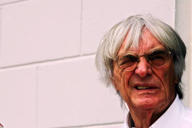 F1 Chef Bernie Ecclestone (England) skeptisch -  Motorsport Grand Prix Herren Großer Preis von Brasilien 2008, Formel 1 Weltmeisterschaft, F1, F, GP, WM Porträt Interlagos Sao Paulo Nachdenklichkeit,