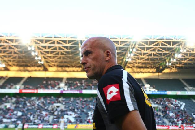28.08.2009, Mönchengladbach, Deutschland, 1.Fussball Bundesliga - Saison 2009 2010, Borussia Mönchengladbach - Gladbachs Trainer Michael Frontzeck o00 Gladbach o0 Gladbach