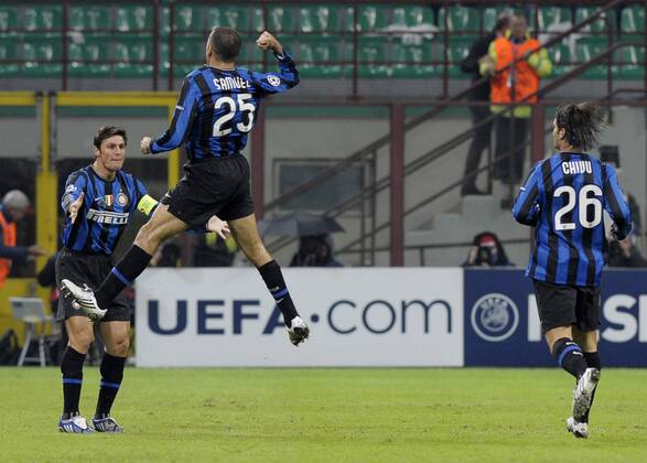 Javier Zanetti (L) und Walter Samuel (Inter Mailand) - Torjubel - giorgioxperottino o0 Jubel, Freude o00 uefa.com