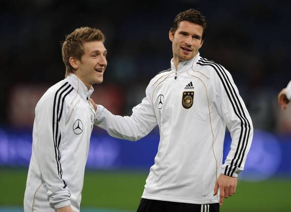 18.11.2009, Fussball Länderspiel, Testspiel, DEUTSCHLAND - ELFENBEINKÜSTE 2-2, Marko Marin (Deutschland), links, und Arne Friedrich (Deutschland)