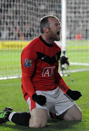 Wayne Rooney of Manchester United celebrates the second goal Barclays Premier League Hull City v Manchester United 27th December, 2009 EDITORIAL USE ONLY. No use with unauthorised audio, video, data, fixture lists, club league logos or live services. Online in-match use limited to 120 images, no video emulation. No use in betting, games or single club league player publications. o0 Jubel Freude