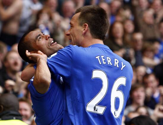 Football - Premier League - Chelsea FC London vs. Wigan Athletic: Chelsea s Ashley Cole l. celebrates with Chelsea s John Terry at Stamford Bridge o0 Jubel Freude