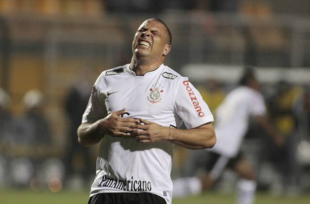 Ronaldo of Corinthians. Sao Paulo SP, Brasil 03 11 2010. x(9)xRodrigoxCocax xFotoarenax o0 Enttäuschung