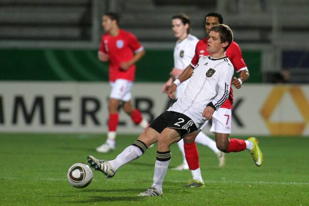 16.11.2010, U 21-Länderspiel Deutschland - England. Sebastian Jung (Deutschland).