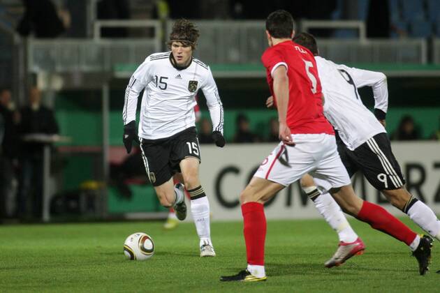 16.11.2010, U 21-Länderspiel Deutschland - England. Daniel Ginczek (Deutschland).