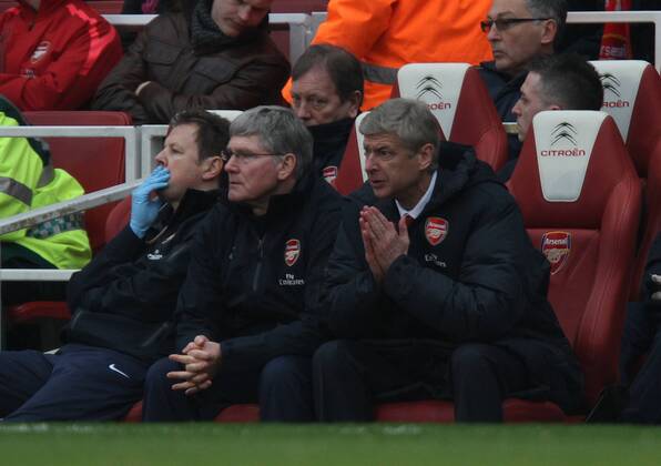 Arsenal FC London - Tottenham Hotspur - Arsene Wenger (R), Arsenal coach.