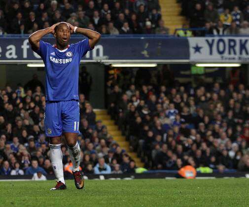 Chelsea s Didier Drogba looks on dejected Barclays Premier League: Chelsea FC London vs Blackburn Rovers, 15th January, 2011 - EDITORIAL USE ONLY. No use with unauthorised audio, video, data, fixture lists, club league logos or live services. Online in-match use limited to 120 images, no video emulation. No use in betting, games or single club league player publications. o0 Enttäuschung