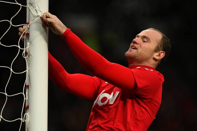 Football - Premier League - Manchester United vs. Birmingham City Wayne Rooney of Manchester United rues a missed header at Old Trafford