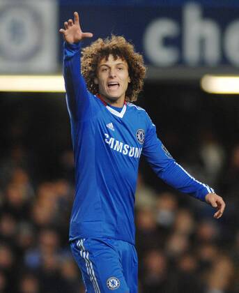 Football - Premier League - Chelsea FC London vs. Liverpool FC 06 02 2011 Debut boy David Luiz (Chelsea FC London) -