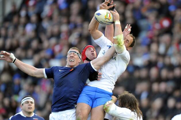 RUGBY : Italie France - Tournoi des VI Nations - Stadio Flaminio - Imanol HARINORDOQUY - Sergio PARISSE - - AnthonyBibardFEP -